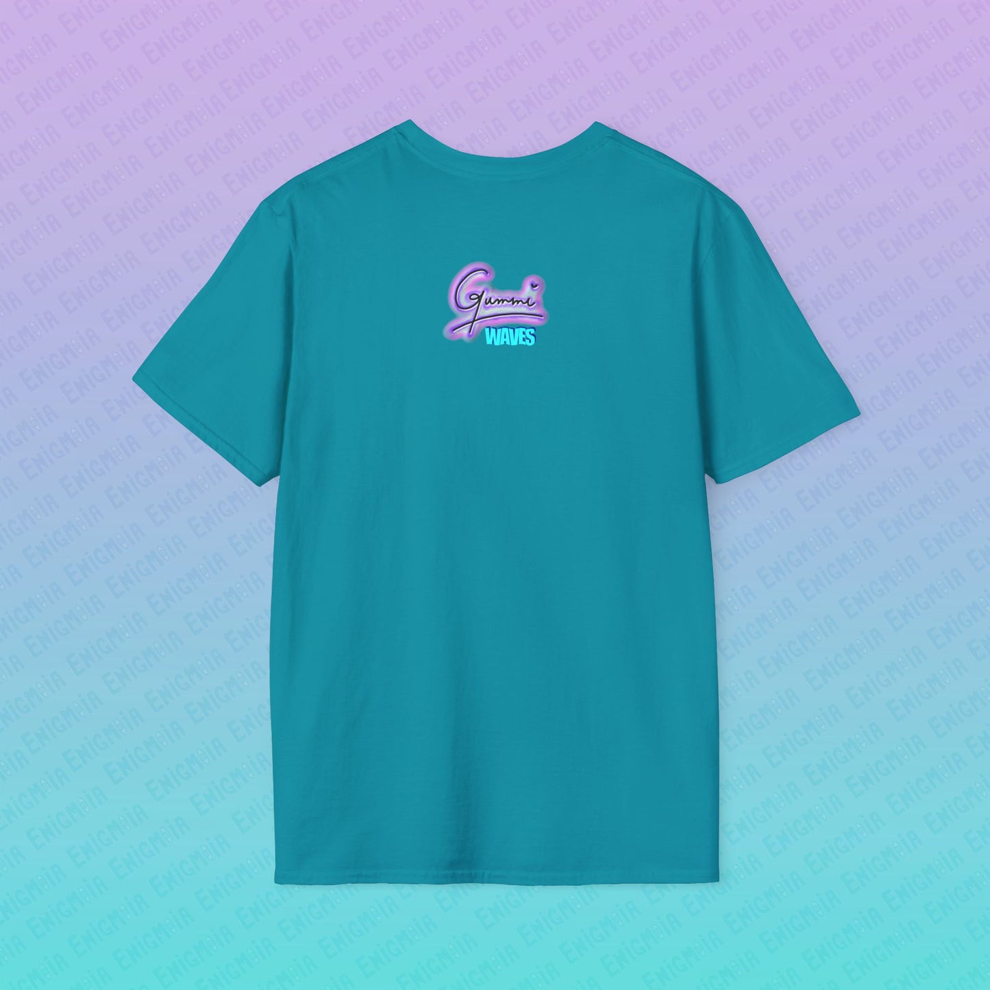Gummi — Waves - Retro Aesthetic Geometric Memphis Style Pastel Vaporwave Unisex T-Shirt